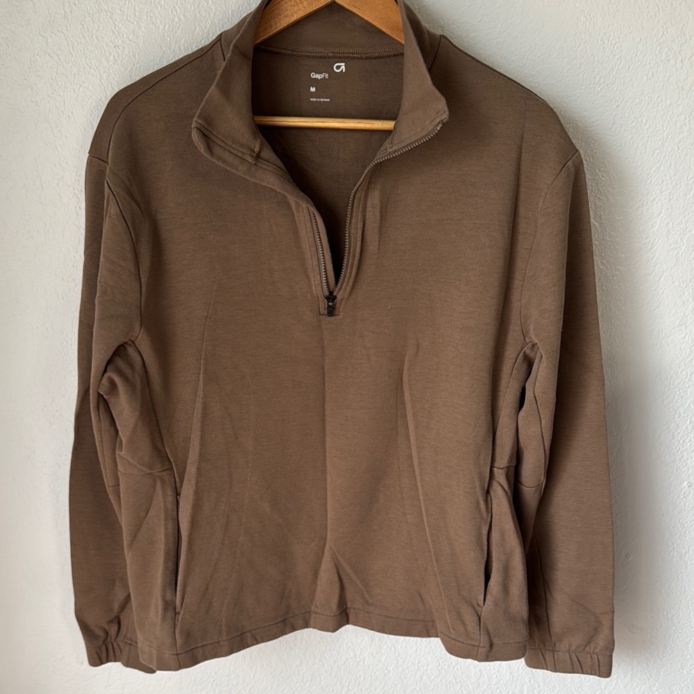 ☀️SALE!!☀️ GapFit 1/4‎ Zip